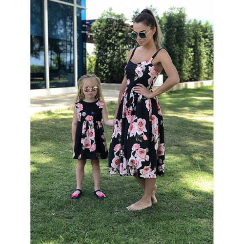 Little Gigglers World Black Sleeveless Mother Daughter Dress