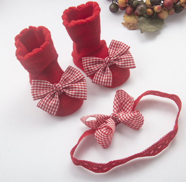 Little Gigglers World Baby Headband Socks Gift Set