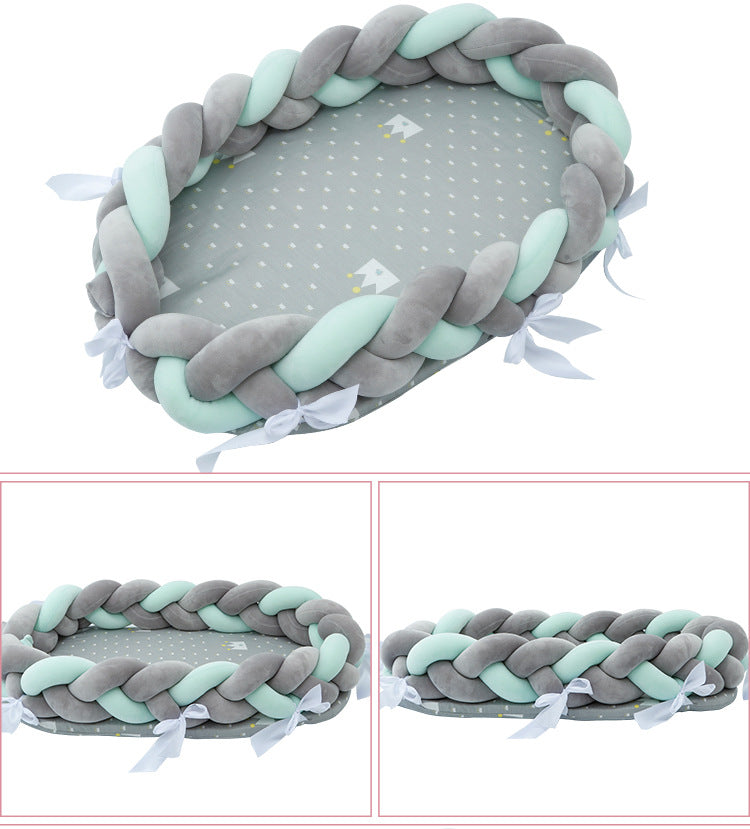 Little Gigglers World Woven Twist Baby Bionic Bed