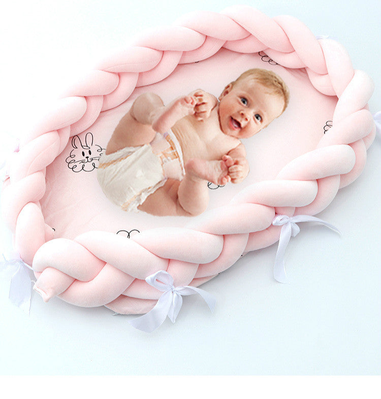 Little Gigglers World Woven Twist Baby Bionic Bed