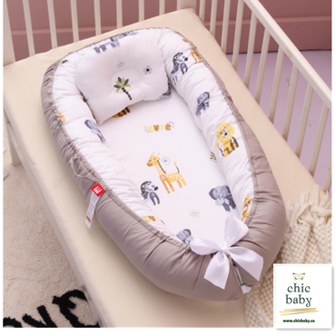 Little Gigglers World Baby Removable Washable Portable Crib Travel Bed